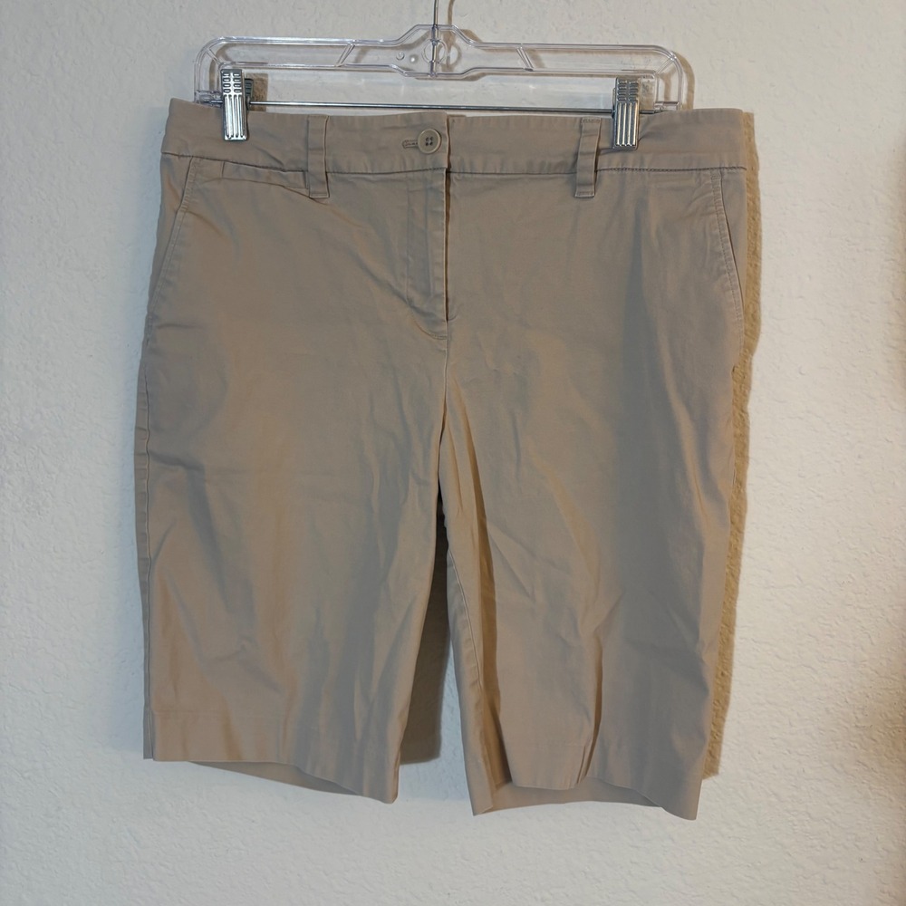 Talbots Perfect Short 11" Size 10P Khaki